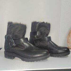 SHO BEAUTIFUL Women's Black Fur-Lined Ankle Boots Size 8.5 - 9